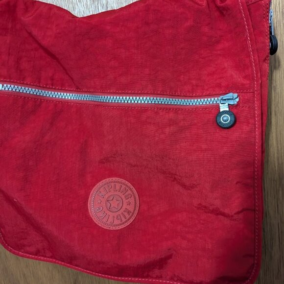 Kipling Nylon Travel Shoulder Laptop Messenger Bag  Expandable - Picture 2 of 7